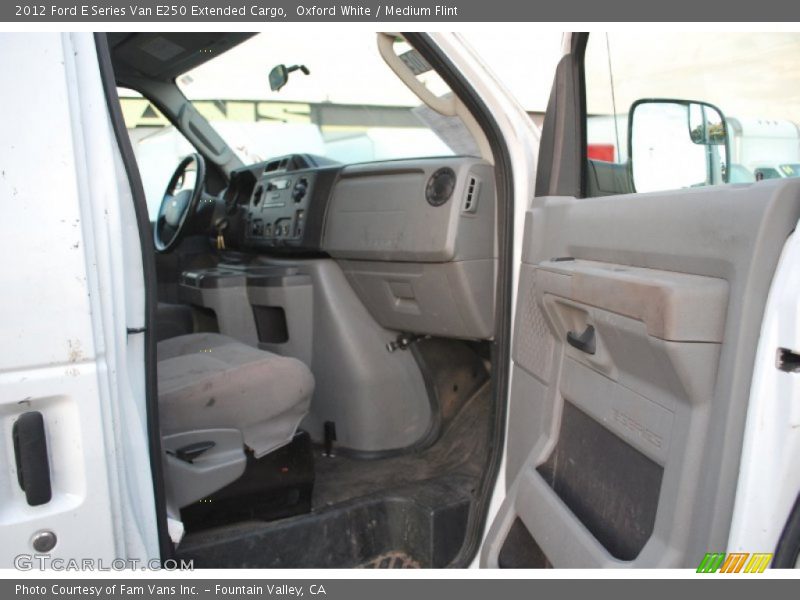 Oxford White / Medium Flint 2012 Ford E Series Van E250 Extended Cargo