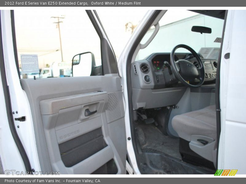 Oxford White / Medium Flint 2012 Ford E Series Van E250 Extended Cargo
