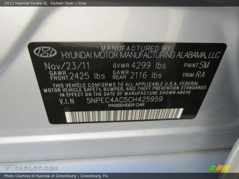 Radiant Silver / Gray 2012 Hyundai Sonata SE