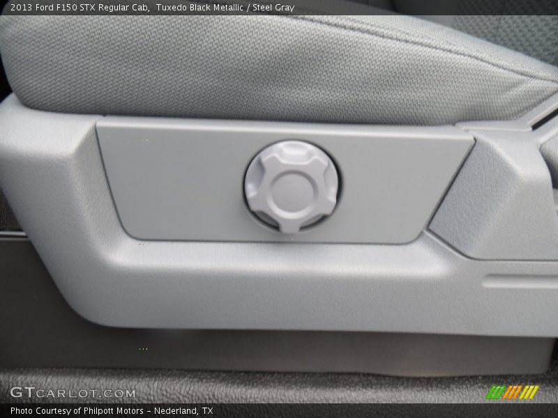 Tuxedo Black Metallic / Steel Gray 2013 Ford F150 STX Regular Cab