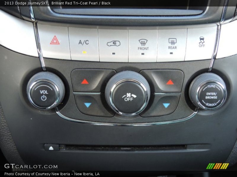 Brilliant Red Tri-Coat Pearl / Black 2013 Dodge Journey SXT