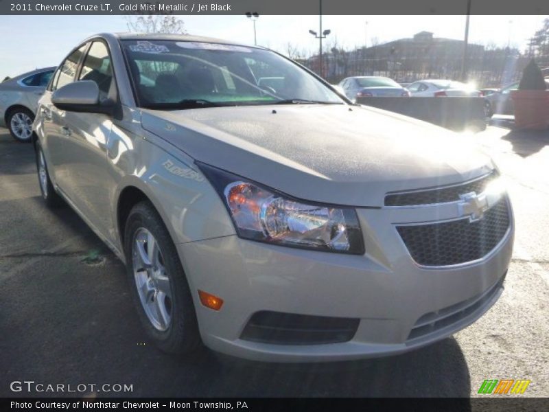 Gold Mist Metallic / Jet Black 2011 Chevrolet Cruze LT