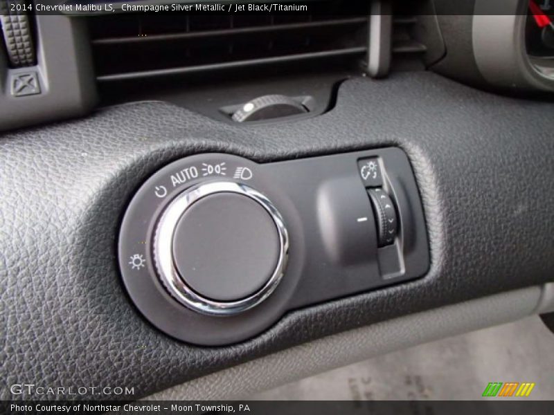Champagne Silver Metallic / Jet Black/Titanium 2014 Chevrolet Malibu LS