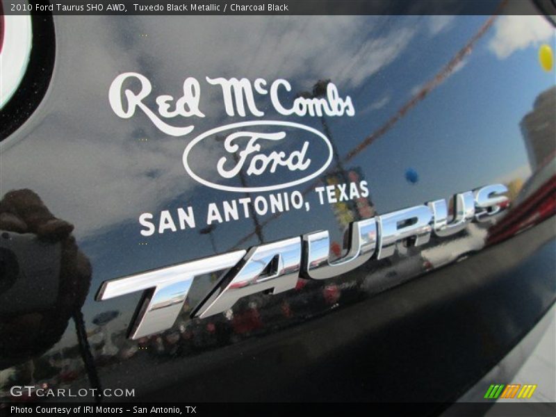 Tuxedo Black Metallic / Charcoal Black 2010 Ford Taurus SHO AWD