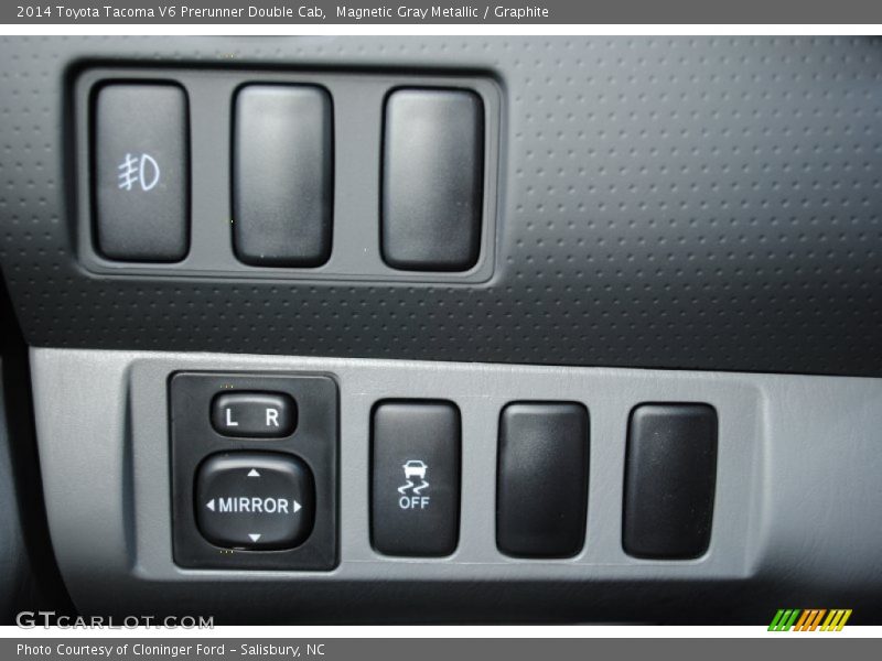 Magnetic Gray Metallic / Graphite 2014 Toyota Tacoma V6 Prerunner Double Cab