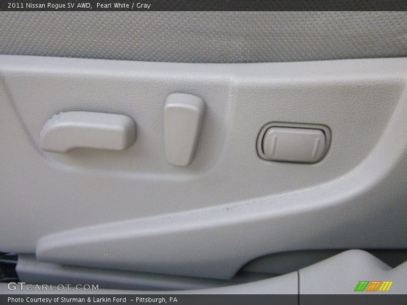 Pearl White / Gray 2011 Nissan Rogue SV AWD