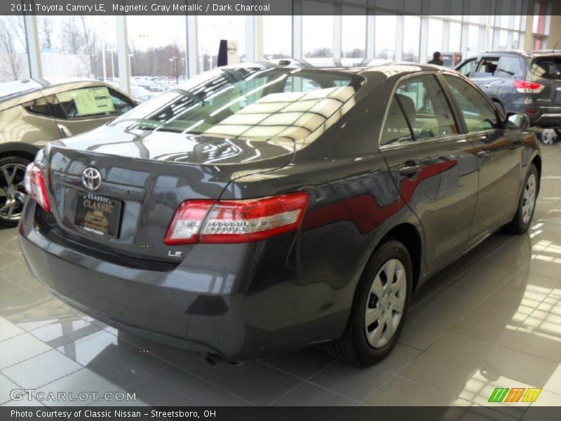 Magnetic Gray Metallic / Dark Charcoal 2011 Toyota Camry LE