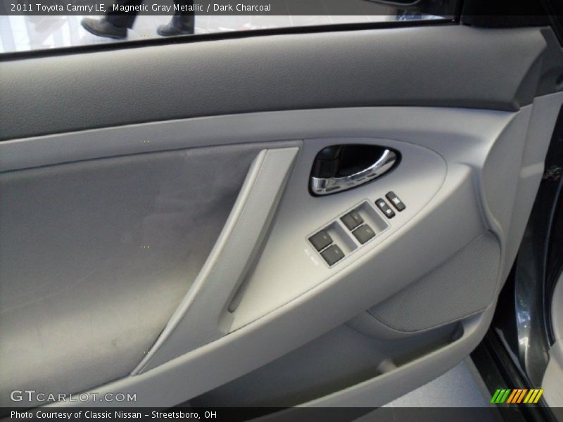 Magnetic Gray Metallic / Dark Charcoal 2011 Toyota Camry LE