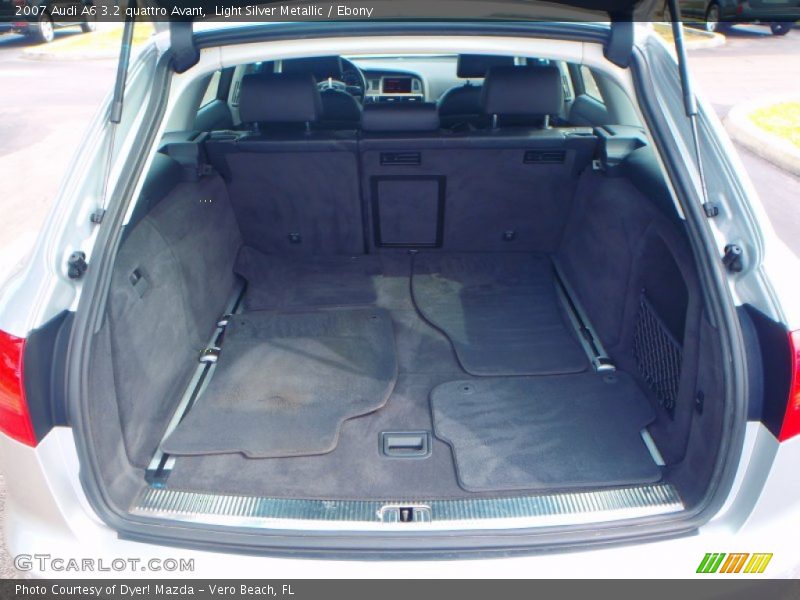  2007 A6 3.2 quattro Avant Trunk