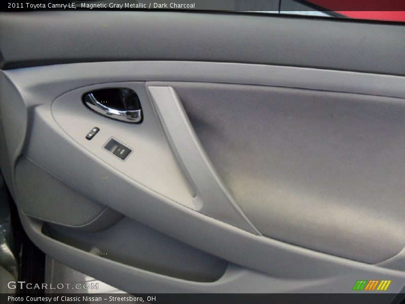 Magnetic Gray Metallic / Dark Charcoal 2011 Toyota Camry LE