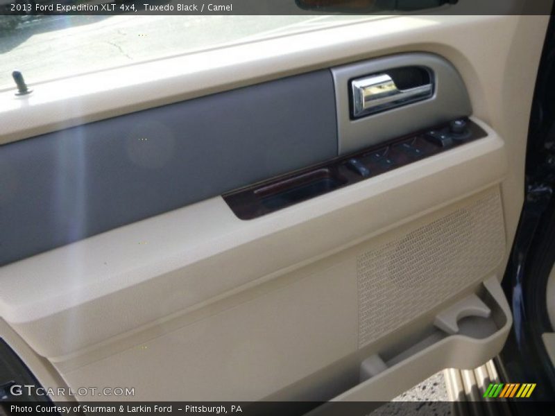 Tuxedo Black / Camel 2013 Ford Expedition XLT 4x4