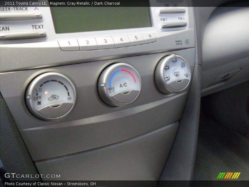 Magnetic Gray Metallic / Dark Charcoal 2011 Toyota Camry LE