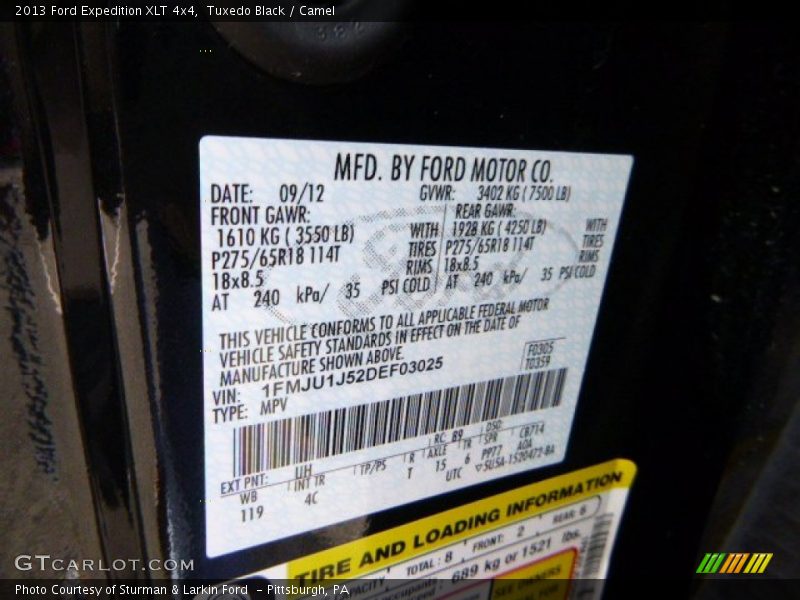 Tuxedo Black / Camel 2013 Ford Expedition XLT 4x4