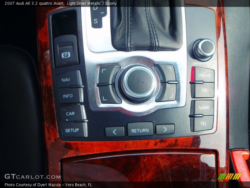 Controls of 2007 A6 3.2 quattro Avant