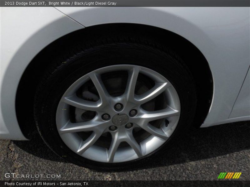 Bright White / Black/Light Diesel Gray 2013 Dodge Dart SXT