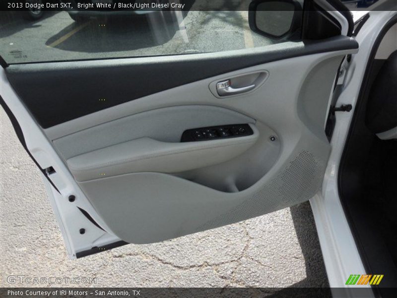 Bright White / Black/Light Diesel Gray 2013 Dodge Dart SXT