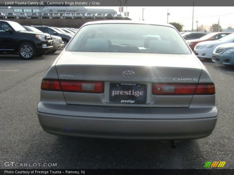 Cashmere Beige Metallic / Gray 1998 Toyota Camry LE