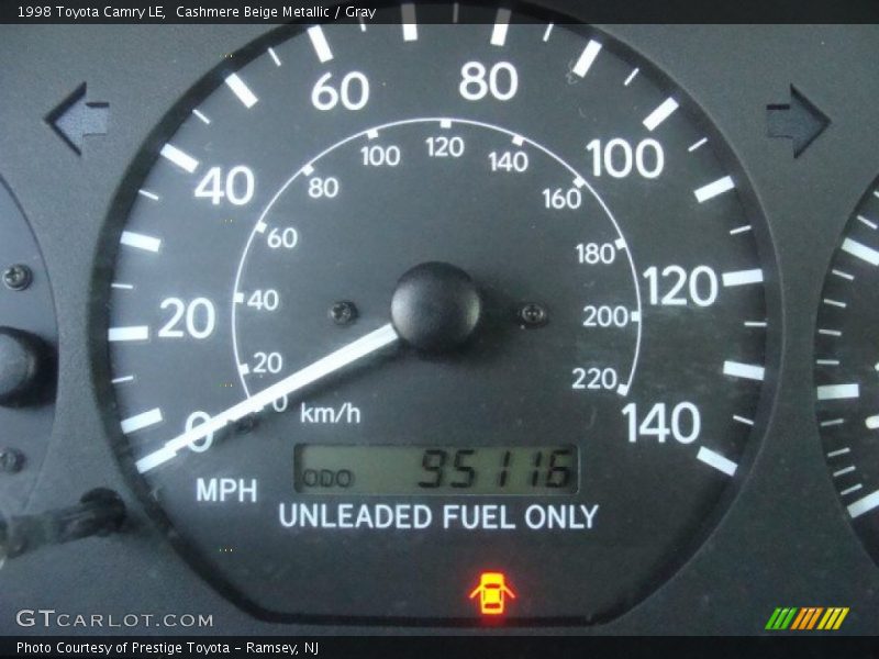 Cashmere Beige Metallic / Gray 1998 Toyota Camry LE