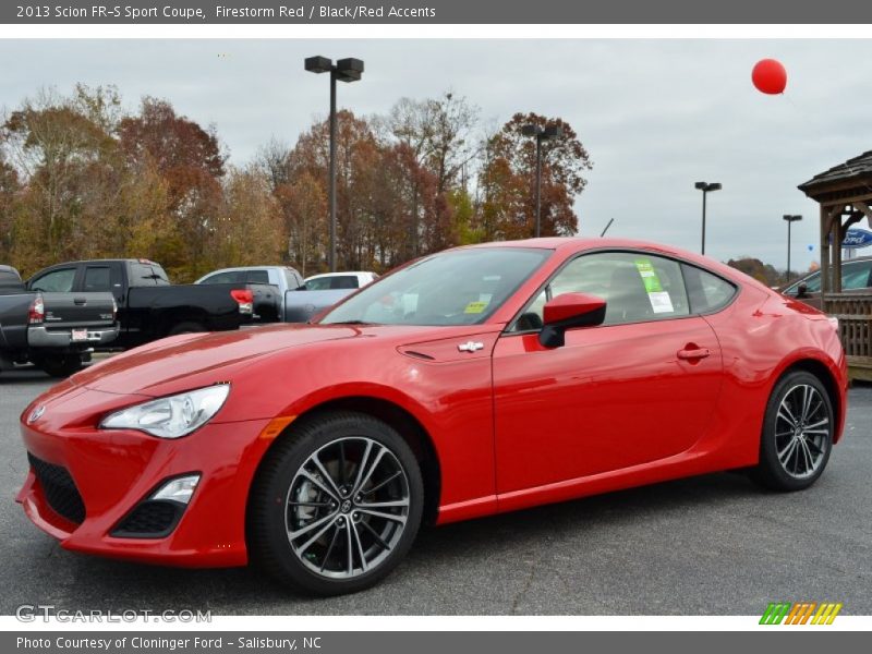 Front 3/4 View of 2013 FR-S Sport Coupe