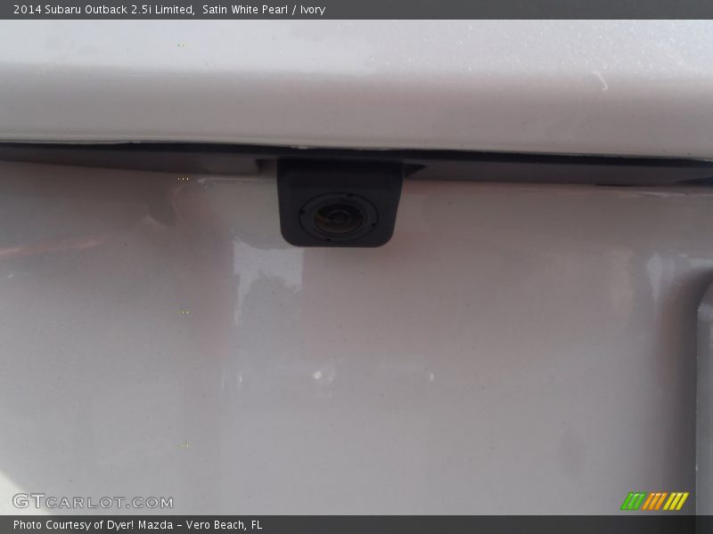 Satin White Pearl / Ivory 2014 Subaru Outback 2.5i Limited