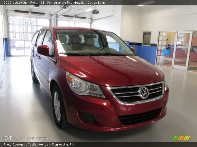 Pomegranate Red Metallic / Ceylon Beige 2010 Volkswagen Routan SE