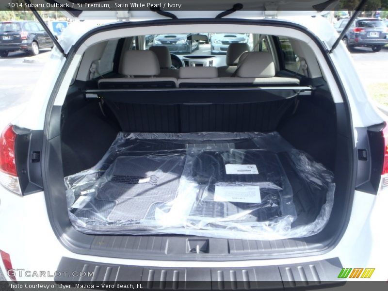 Satin White Pearl / Ivory 2014 Subaru Outback 2.5i Premium