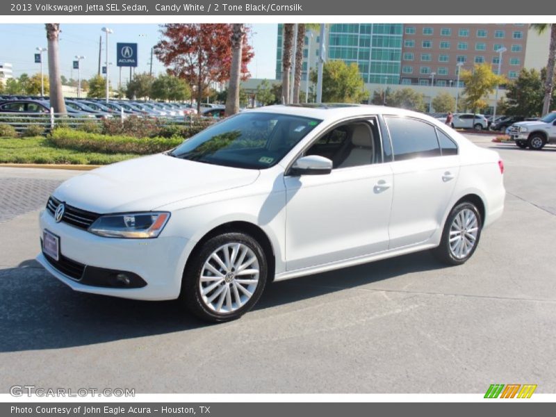 Candy White / 2 Tone Black/Cornsilk 2013 Volkswagen Jetta SEL Sedan