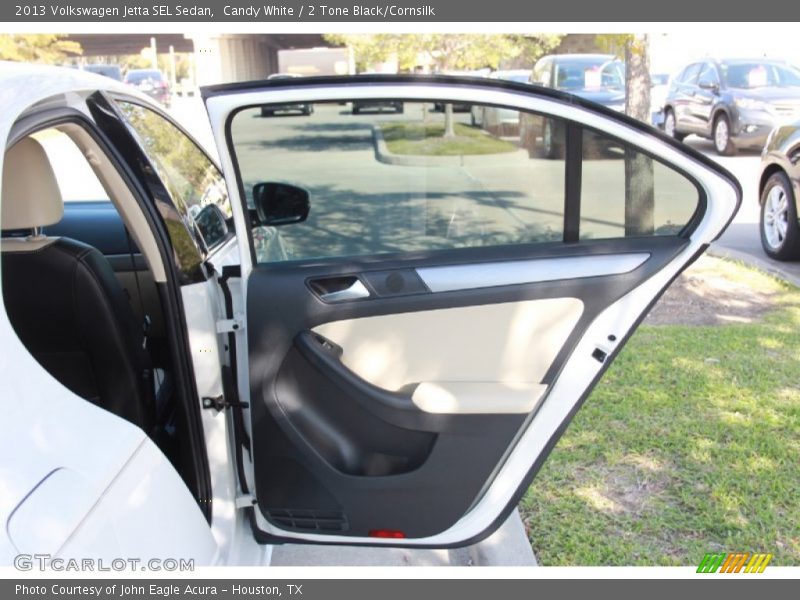 Candy White / 2 Tone Black/Cornsilk 2013 Volkswagen Jetta SEL Sedan