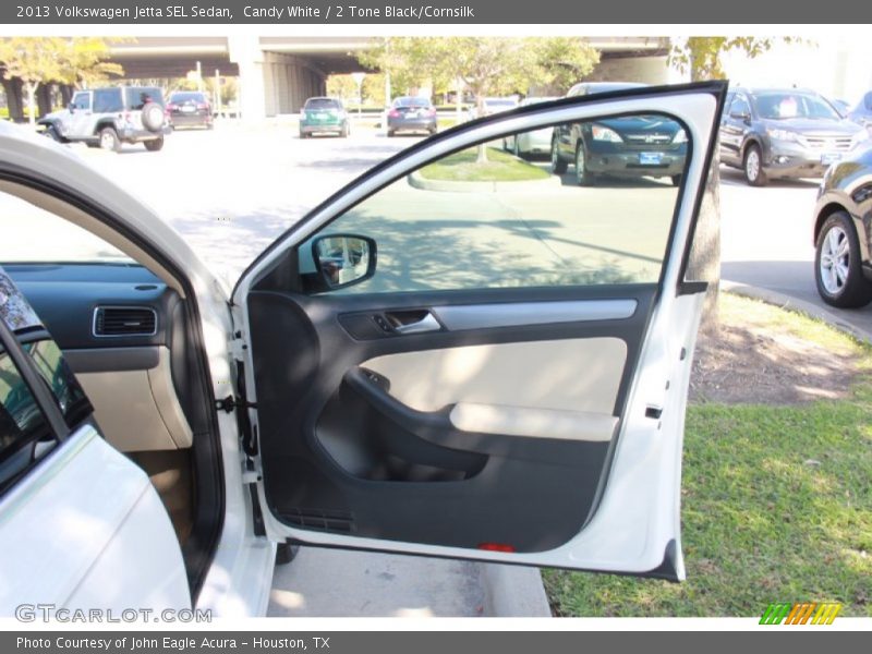 Candy White / 2 Tone Black/Cornsilk 2013 Volkswagen Jetta SEL Sedan