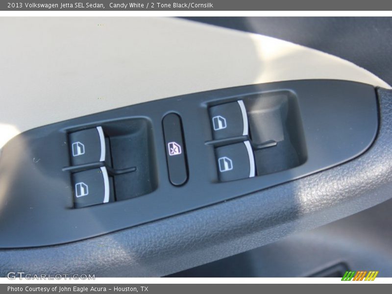 Candy White / 2 Tone Black/Cornsilk 2013 Volkswagen Jetta SEL Sedan