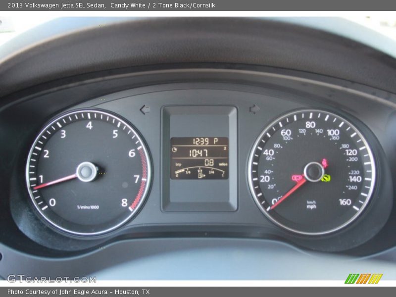 Candy White / 2 Tone Black/Cornsilk 2013 Volkswagen Jetta SEL Sedan