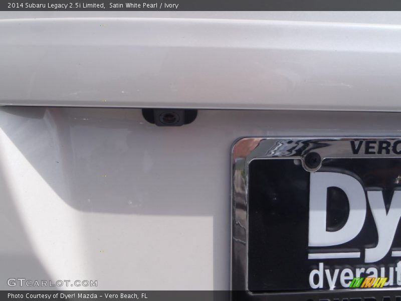 Satin White Pearl / Ivory 2014 Subaru Legacy 2.5i Limited