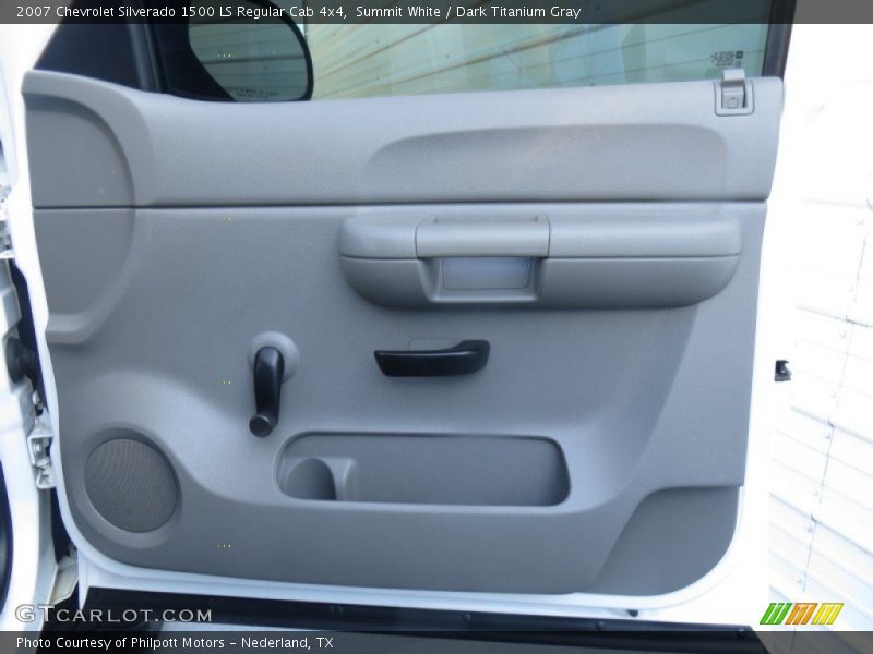 Summit White / Dark Titanium Gray 2007 Chevrolet Silverado 1500 LS Regular Cab 4x4
