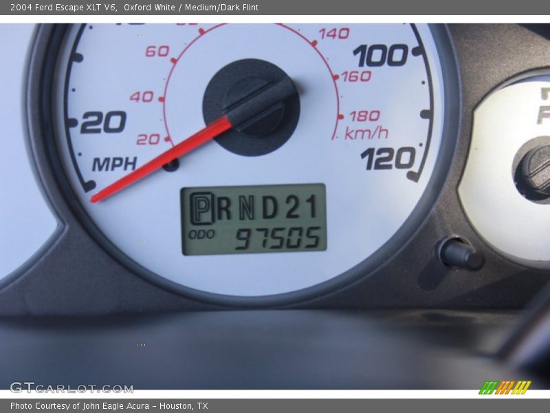 Oxford White / Medium/Dark Flint 2004 Ford Escape XLT V6