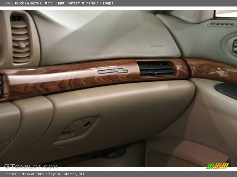 Light Bronzemist Metallic / Taupe 2002 Buick LeSabre Custom