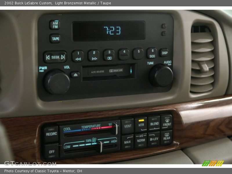 Light Bronzemist Metallic / Taupe 2002 Buick LeSabre Custom