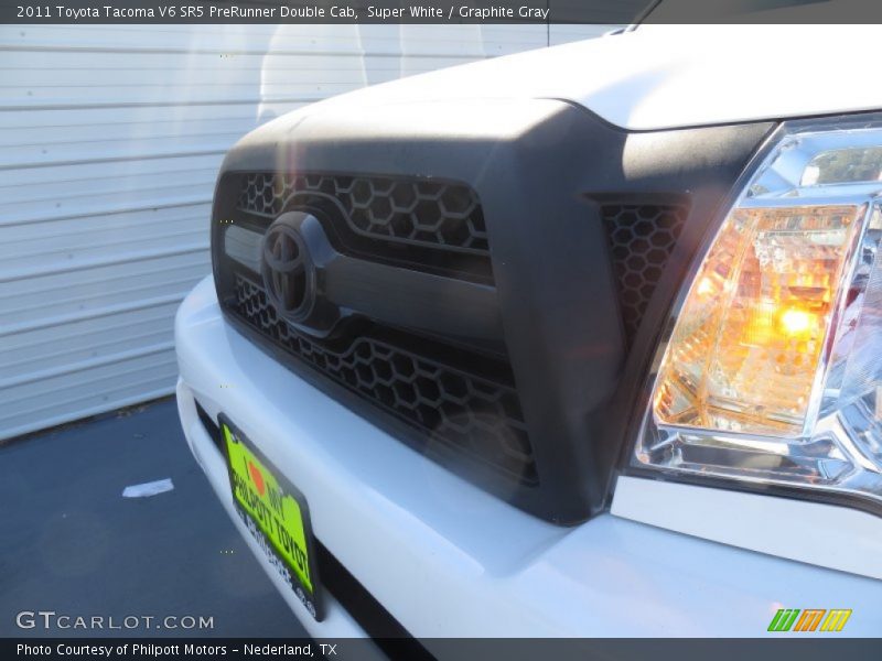 Super White / Graphite Gray 2011 Toyota Tacoma V6 SR5 PreRunner Double Cab