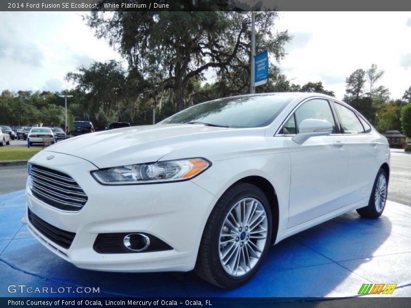 Front 3/4 View of 2014 Fusion SE EcoBoost