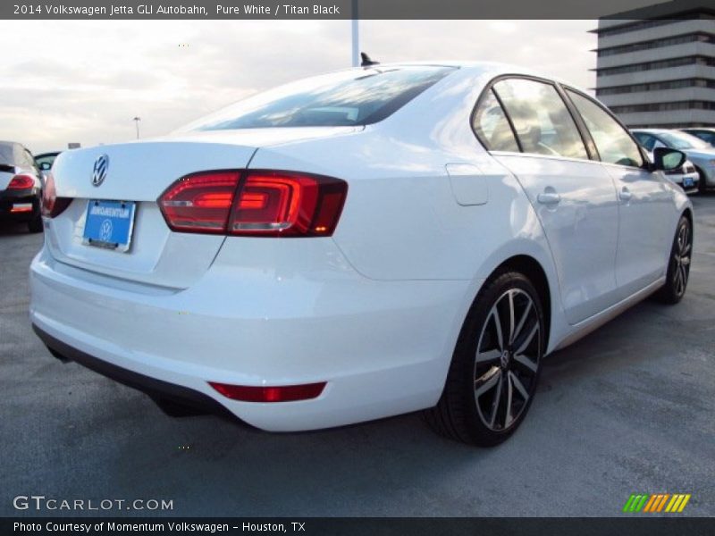 Pure White / Titan Black 2014 Volkswagen Jetta GLI Autobahn