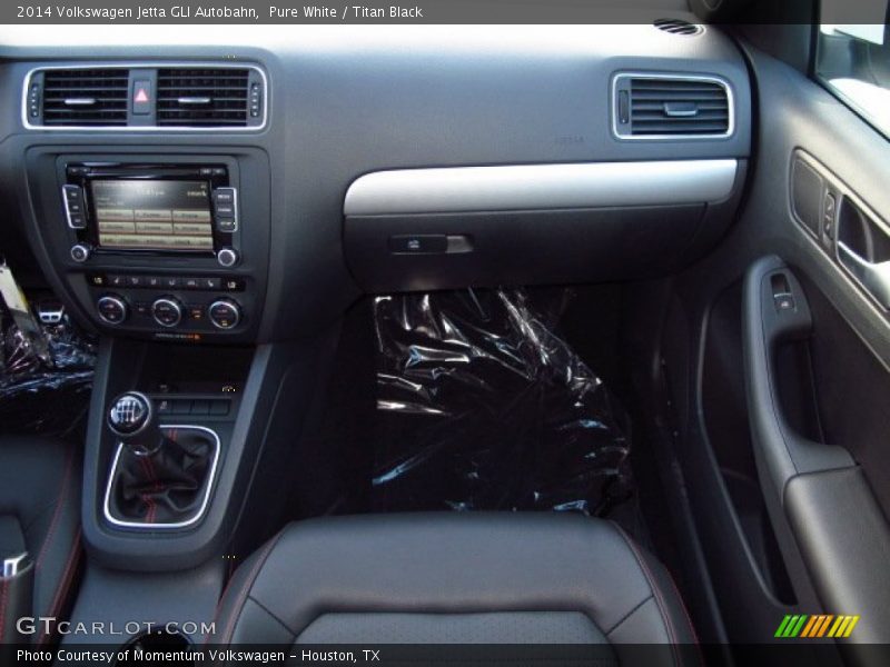 Pure White / Titan Black 2014 Volkswagen Jetta GLI Autobahn