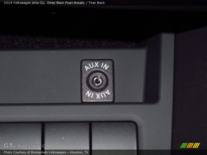 Deep Black Pearl Metallic / Titan Black 2014 Volkswagen Jetta GLI
