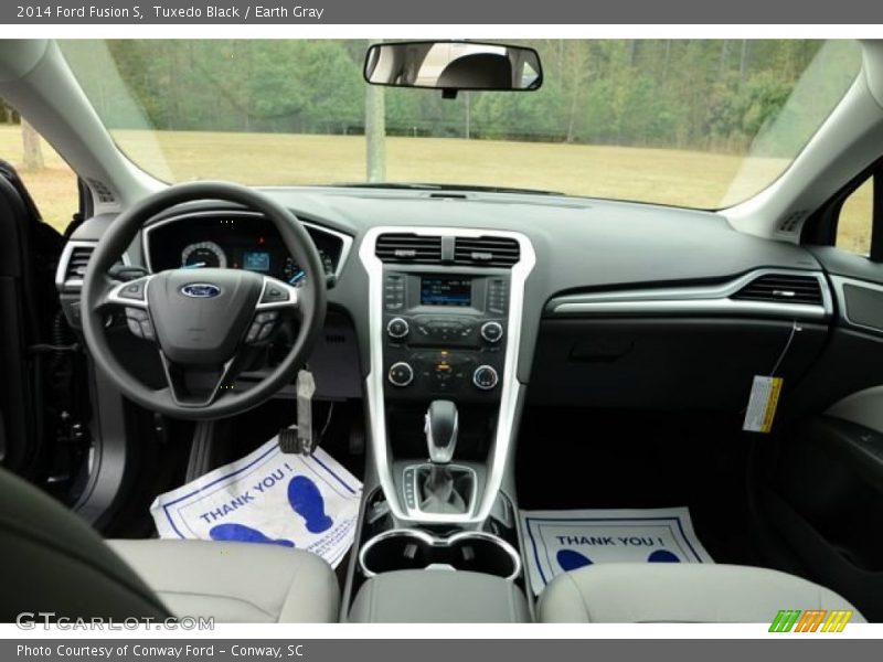 Tuxedo Black / Earth Gray 2014 Ford Fusion S