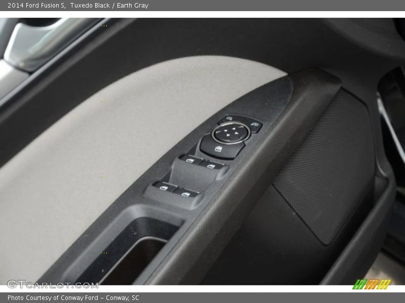 Tuxedo Black / Earth Gray 2014 Ford Fusion S
