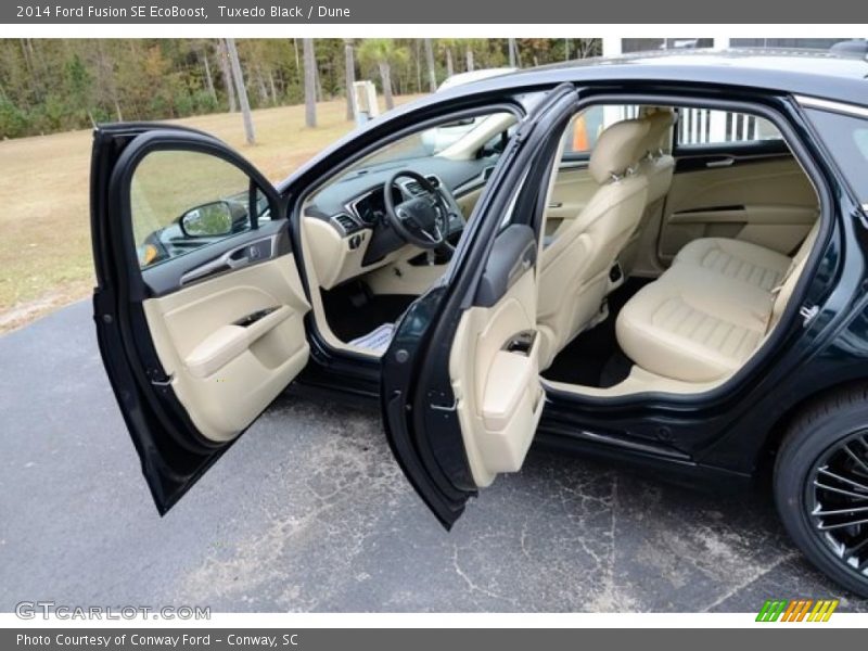 Tuxedo Black / Dune 2014 Ford Fusion SE EcoBoost