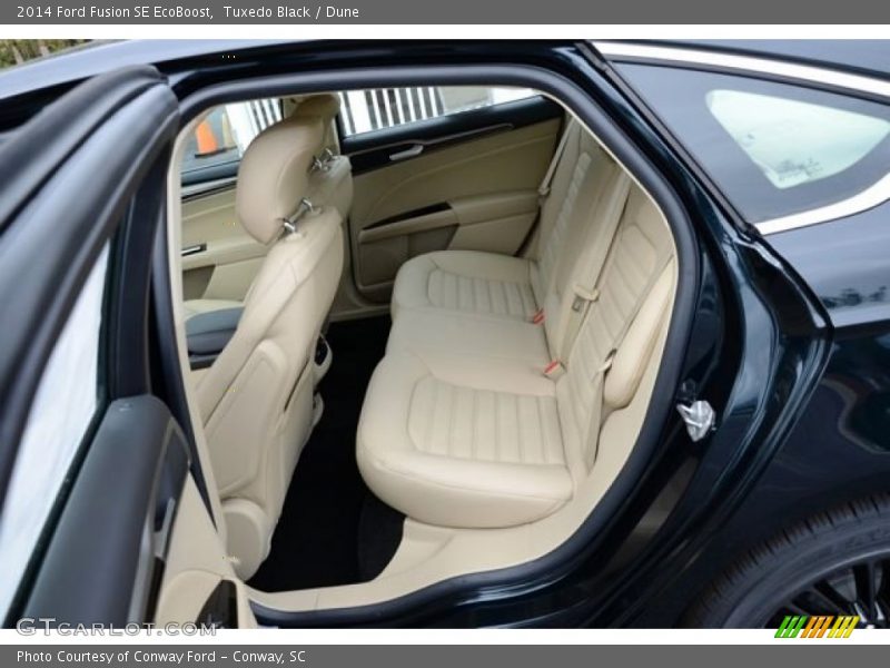 Tuxedo Black / Dune 2014 Ford Fusion SE EcoBoost
