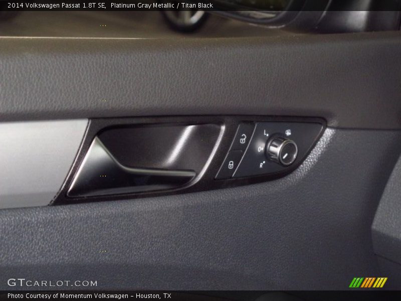 Platinum Gray Metallic / Titan Black 2014 Volkswagen Passat 1.8T SE