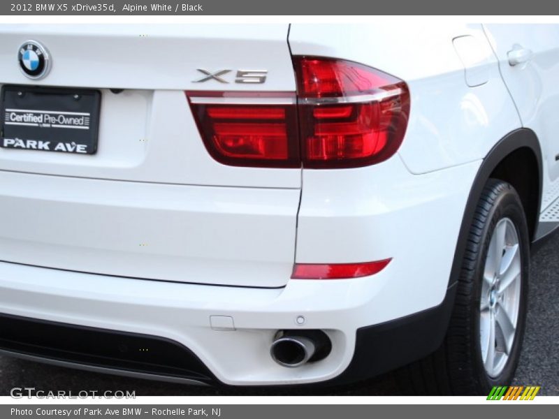 Alpine White / Black 2012 BMW X5 xDrive35d