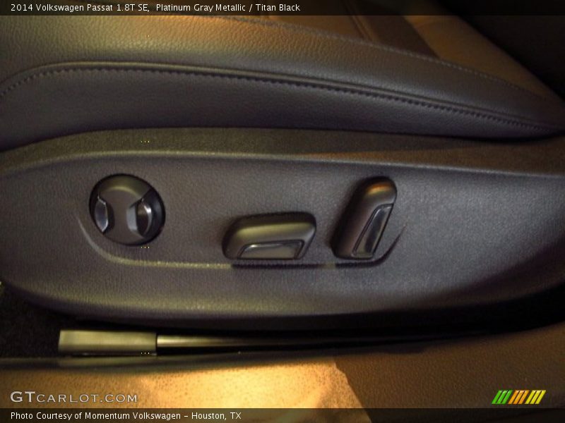 Platinum Gray Metallic / Titan Black 2014 Volkswagen Passat 1.8T SE