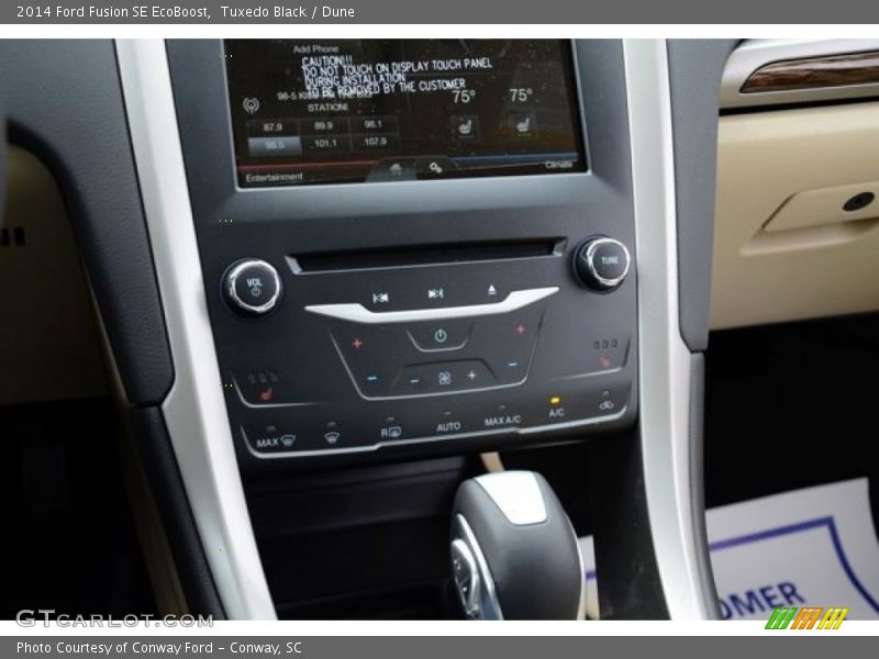 Tuxedo Black / Dune 2014 Ford Fusion SE EcoBoost