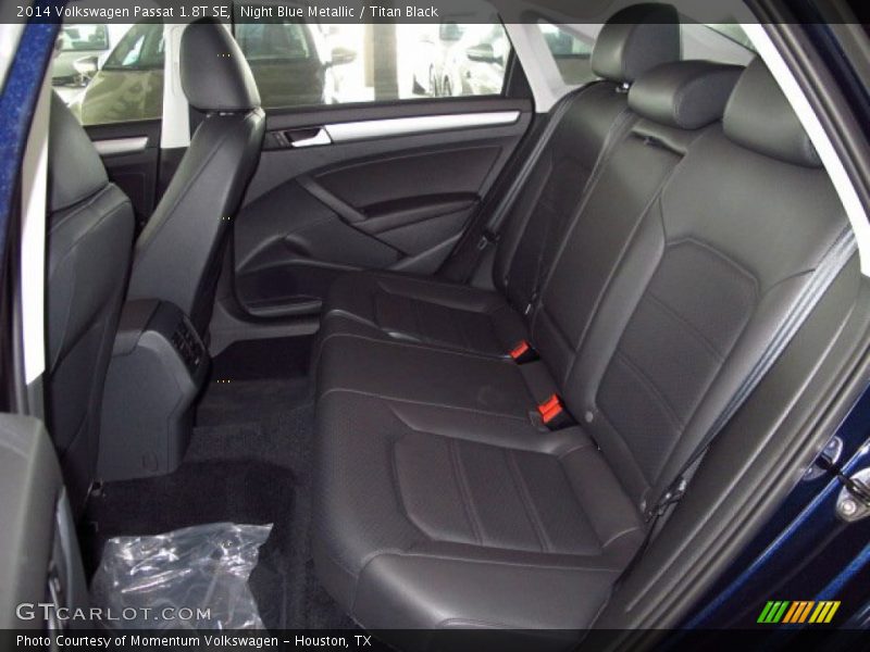 Night Blue Metallic / Titan Black 2014 Volkswagen Passat 1.8T SE